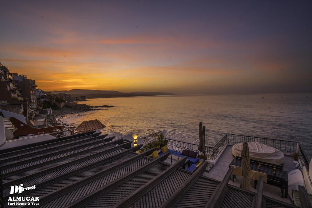 Hostel Dfrost Almugar Surf And Yoga Taghazout Exterior foto