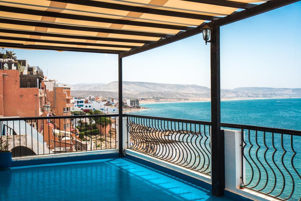 Hostel Dfrost Almugar Surf And Yoga Taghazout Exterior foto